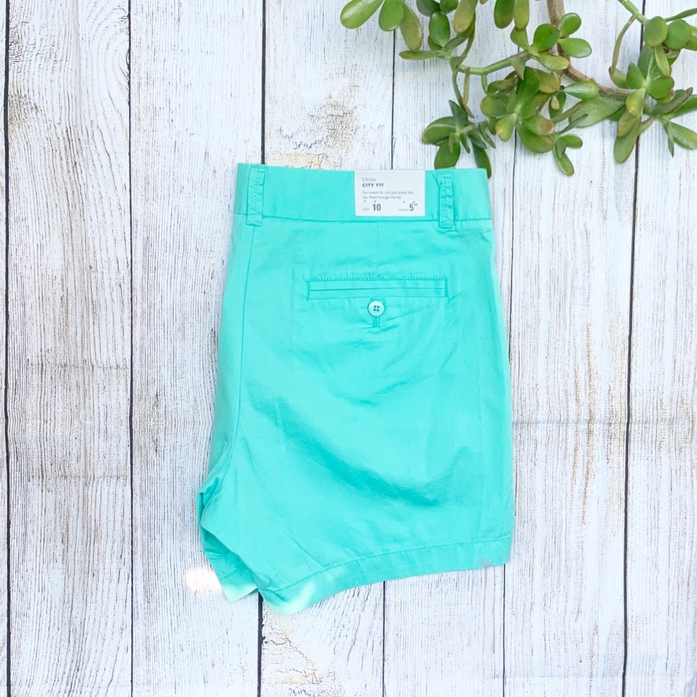 ⚡️FLASH SALE⚡️J CREW Chino City Fit Teal Shorts